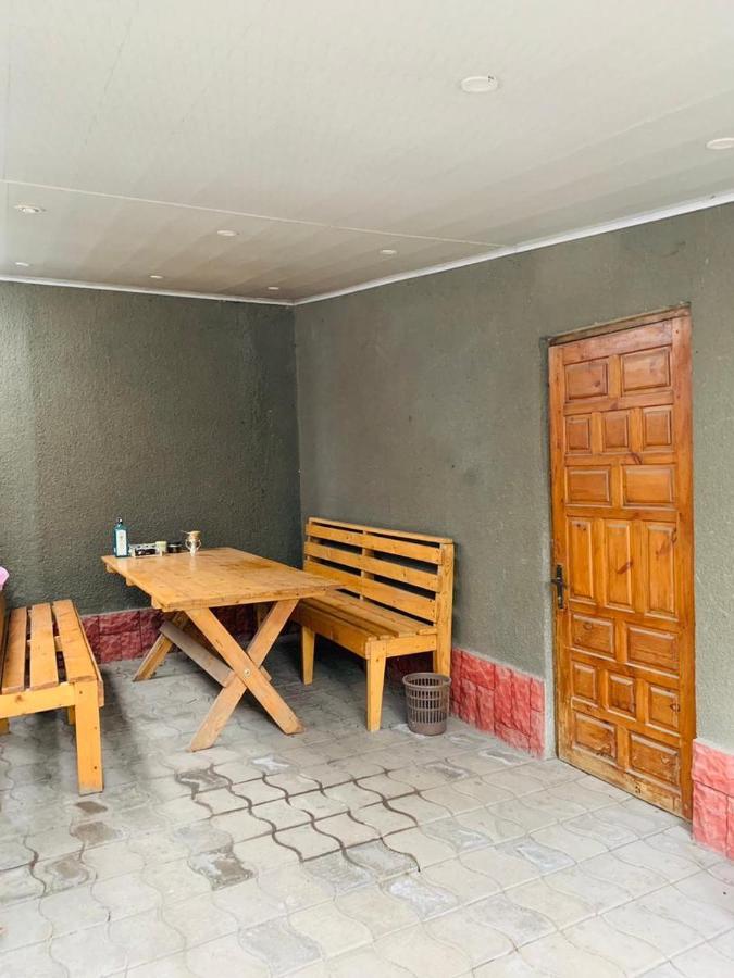 Ala-Bel Guesthouse 比什凯克 外观 照片
